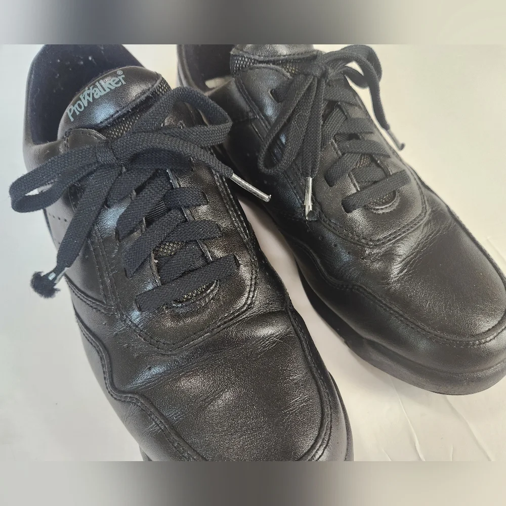 Rockport Women's ProWalker 7100 Walking Shoe Size 8.5